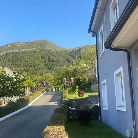 Aldeamento Turístico Ejlli Kallmet i Madh